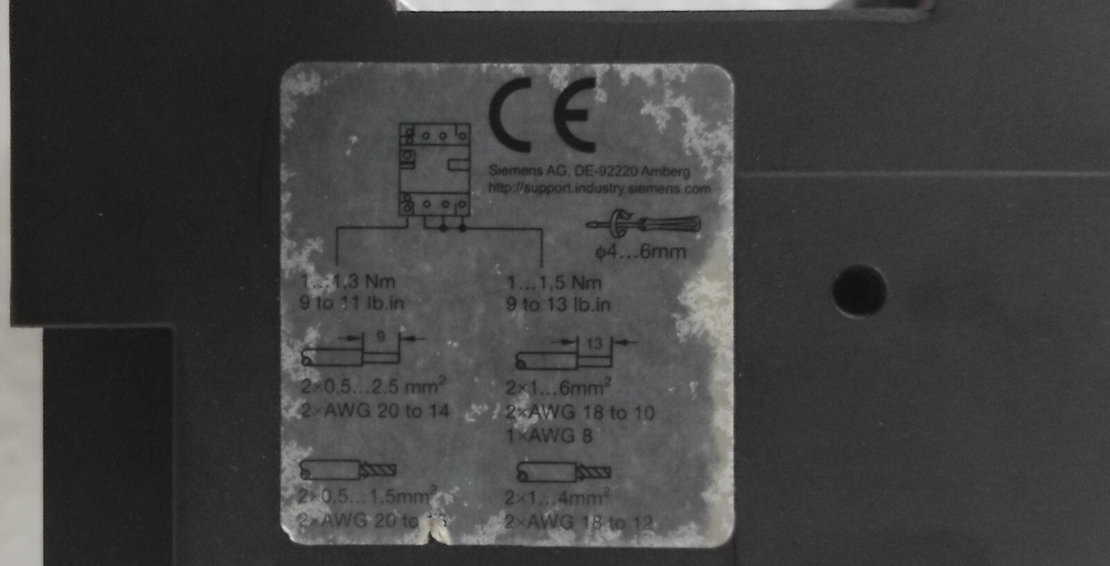 admin/uploads/uploads/SIEMENS_ 3VU.3.webp